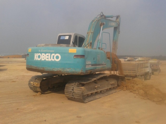 ขายรถแบคโฮ KOBELCO MARK 6 YN 9 สภาพสวยเดิมๆเครื่องดีปั้มดีเอวแน่นมี 2 คัน ขายรถแบคโฮ KOBELCO MARK 6 YN 9 สภาพสวยเดิมๆเครื่องดีปั้มดีเอวแน่นมี 2 คัน