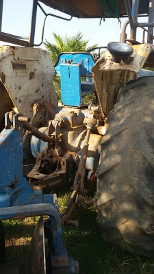 รถไถ รถไถ