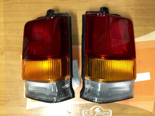 ขายไฟท้ายรถ DAIHATSU MIRA L80 ใส่รถมิล่าบ้านเราได้เลย