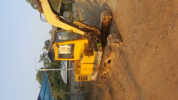 ขายแบคโฮ komatsu pc40
