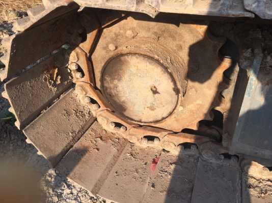 ขายตัวเดิน โซ่พร้อมใบ และอะไหล่อีกหลายอย่าง ตัดจากรถกระเช้า สภาพสวยครับ ขายตัวเดิน โซ่พร้อมใบ และอะไหล่อีกหลายอย่าง ตัดจากรถกระเช้า สภาพสวยครับ