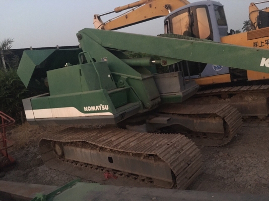 ขายตัวเดิน โซ่พร้อมใบ และอะไหล่อีกหลายอย่าง ตัดจากรถกระเช้า สภาพสวยครับ