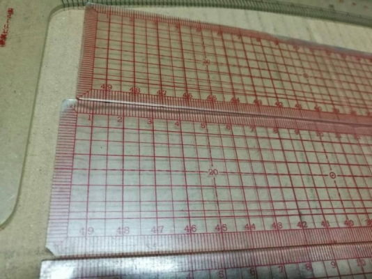 400บ.ส่งฟรี083-2000058 LINE ID : line832923 อุุปกรณ์เขียนแบบยี่ห้อ TRADE MARK 6 ชิ้นตามภาพ