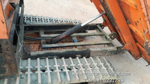 ประกอบเสร็จแล้วครับ รถบรรทุกตีนตะขาบ ยกดั๊ม YANMAR เครื่องยนต์ดีเซล ออกจากตู้ญี่ปุ่นเลยครับ พร้อมใช้