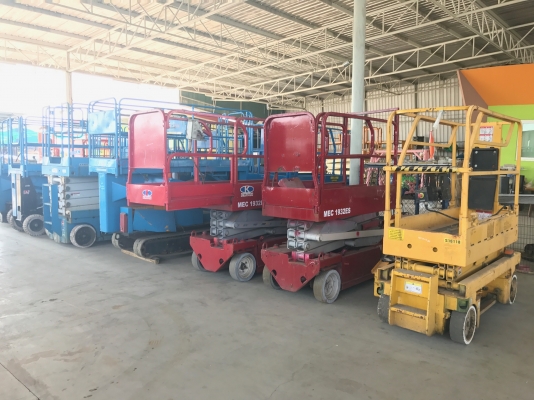 ขายรถกระเช้าMECรุ่น1932ESรถนอกนำเข้าสูง5.8เมตรใช้ไฟ24โวลท์เครื่องชาร์ทในตัว สภาพดีพร้อมใช้งาน