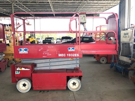 ขายรถกระเช้าMECรุ่น1932ESรถนอกนำเข้าสูง5.8เมตรใช้ไฟ24โวลท์เครื่องชาร์ทในตัว สภาพดีพร้อมใช้งาน