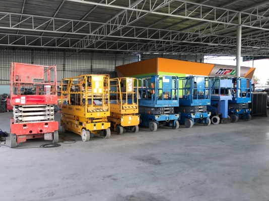 ขายรถกระเช้าMECรุ่น1932ESรถนอกนำเข้าสูง5.8เมตรใช้ไฟ24โวลท์เครื่องชาร์ทในตัว สภาพดีพร้อมใช้งาน