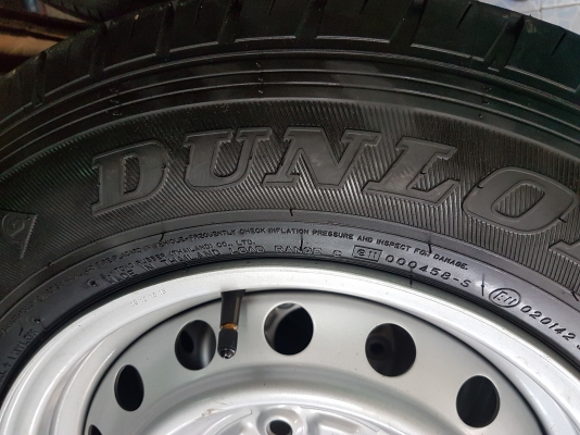 ขายล้อกะทะป้ายแดง ขอบ15 พร้อมยาง 215/70/15 ปี5016 ยกชุด ราคา 9500