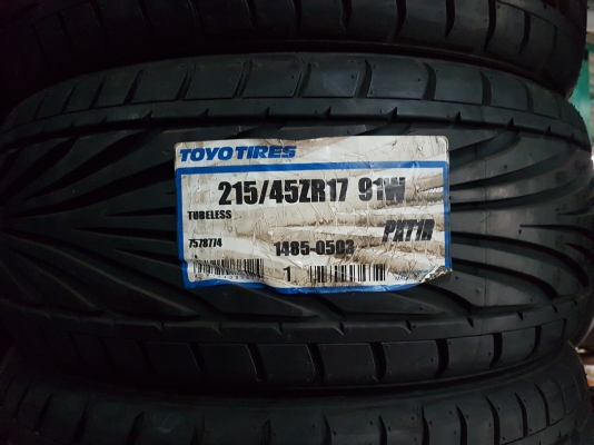 ขายยางใหม่ค้างปี Toyo T1R ขนาด 215/45/17 ปี13 MADE IN JAPAN เส้นล่ะ 2000