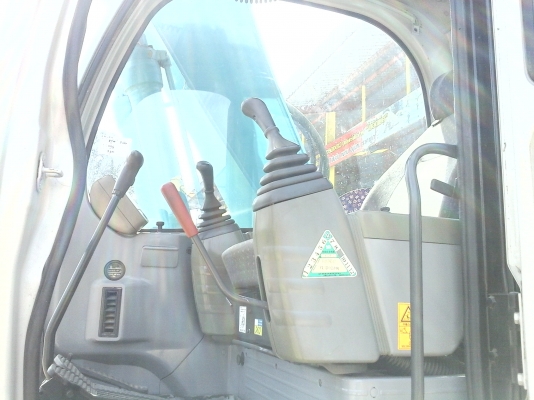 ขายรถขุด KOBELCO SK 135 SR รถนำเข้าจากนอกแท้ยังไม่เคยใช้งานในไทยมีลายใบ 50 มีแอร์เอกสารอินวอยไฟฟ้าครบสภาพเต็มพร้อมใช้งานร้านละอองดาวแทรคเตอร์นครชัยศรี ขายรถขุด KOBELCO SK 135 SR รถนำเข้าจากนอกแท้ยังไม่เคยใช้งานในไทยมีลายใบ 50 มีแอร์เอกสารอินวอยไฟฟ้าครบสภาพเต็มพร้อมใช้งานร้านละอองดาวแทรคเตอร์นครชัยศรี