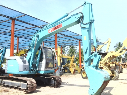 ขายรถขุด KOBELCO SK 135 SR รถนำเข้าจากนอกแท้ยังไม่เคยใช้งานในไทยมีลายใบ 50 มีแอร์เอกสารอินวอยไฟฟ้าครบสภาพเต็มพร้อมใช้งานร้านละอองดาวแทรคเตอร์นครชัยศรี
