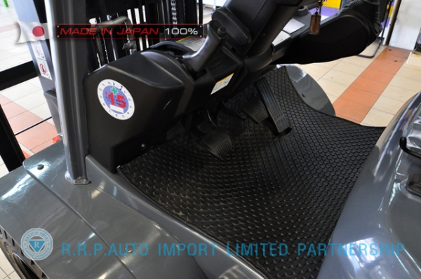 รถโฟล์คลิฟท์พร้อมขาย TOYOTA รุ่น  8FD25-31964 นำเข้าจากประเทศญี่ปุ่น 100\% ไม่เคยใช้งานในไทย