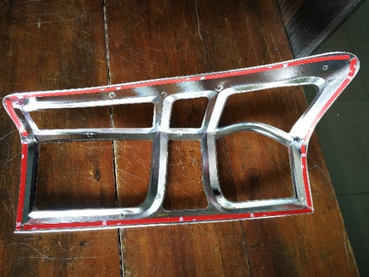 ฝาครอบไฟท้ายโคเมี่ยม all new ข้างR 2012 ฝาครอบไฟท้ายโคเมี่ยม all new ข้างR 2012