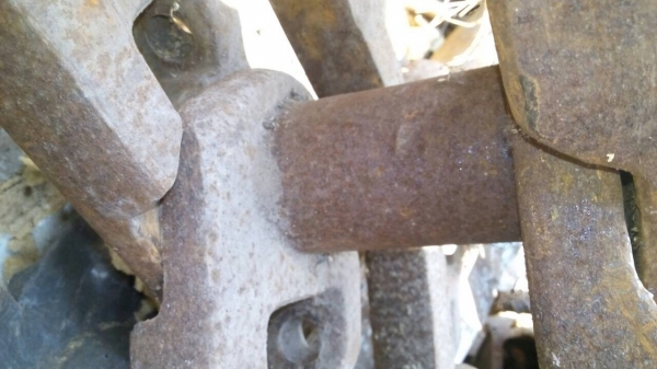 ขายโซ่ รถแมคโค CAT-320 ใส่ได้หลายรุ่น -1-2-B-D ใส่โกเบ SK-200-3-5-8 มีเส้นเดียว ขายไม่แพงครับ ขายโซ่ รถแมคโค CAT-320 ใส่ได้หลายรุ่น -1-2-B-D ใส่โกเบ SK-200-3-5-8 มีเส้นเดียว ขายไม่แพงครับ