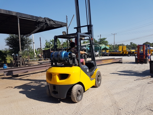 ขายรถยก2.5ตันเสา4เมตรออโต้แรงสุดๆๆ