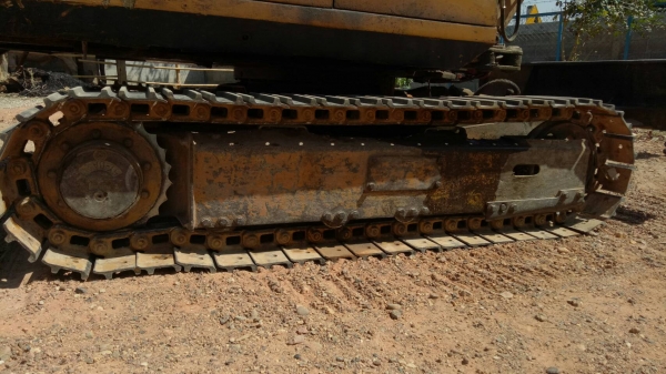 ขายด่วนรถแบคโฮ KOMATSU PC30-UU-5 สภาพสวย พร้อมใช้งาน