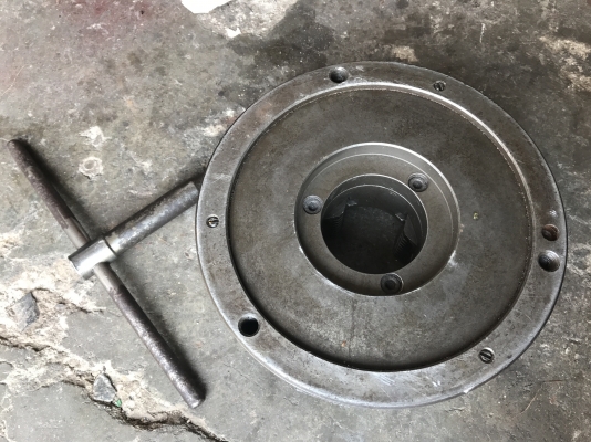 ขายหัวจับชิ้นงานแท่นกลึง 3จับ Kitakawa made in Japan ขนาด 8นิ้ว ปากจับแน่นๆ สภาพสวย พร้อมใช้งาน ขายหัวจับชิ้นงานแท่นกลึง 3จับ Kitakawa made in Japan ขนาด 8นิ้ว ปากจับแน่นๆ สภาพสวย พร้อมใช้งาน