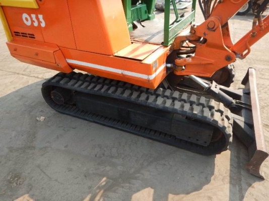 ขายรถขุดเก่านอก kubota kx-033 ราคา 320,000 บาท ระบบดี สนใจโทร 085-8332943