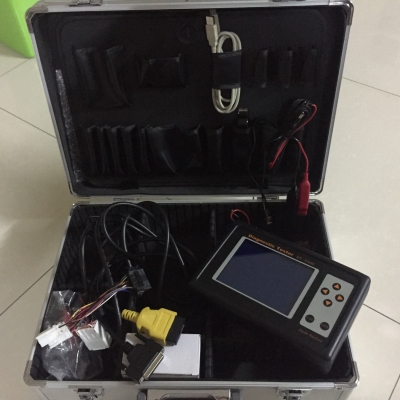 จำหน่ายเทสเตอร์ diagnostic tester DT-3300 ญี่ปุ่นแท้100\% สำหรับตรวจสอบเครื่องยนต์และระบบไฟฟ้าในรถยนต์