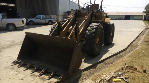 ขาย 255,000 รถตักล้อยางเอวอ่อน CAT 910 เครื่องดี เกียร์แรง รถสวยพร้อมใช้ รถอยู่ กาญจนบุรี 090-772-3710 090-772-3708