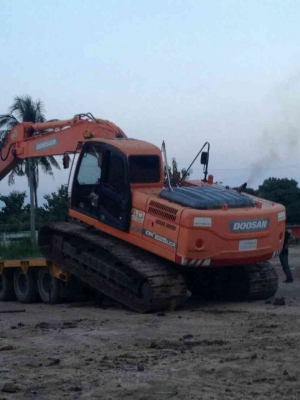 รถบดDynapac CA251-D,รถตักล้อยางCAT.950B/950-E,แบคโฮล Doosan DX225-LCA  ในราคายุติธรรม