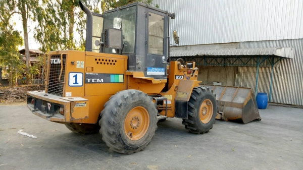 ขายด่วนรถตักเอวอ่อน TCM830 รถสวยมีตู้แอร์ เอกสารใบอินวอย ขายด่วนรถตักเอวอ่อน TCM830 รถสวยมีตู้แอร์ เอกสารใบอินวอย