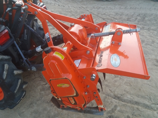 ขายคูโบต้าB2140 พร้อมโรตารี่210,000บาท ใช้งานน้อยมาก140ชม. ราคาต่อรองได้ เล่มทะเบียนพร้อม #จัดส่งฟรี สนใจโทร084-5575695,086-0631832 ดูรถได้ที่จ.กำแพงเพชร ขายคูโบต้าB2140 พร้อมโรตารี่210,000บาท ใช้งานน้อยมาก140ชม. ราคาต่อรองได้ เล่มทะเบียนพร้อม #จัดส่งฟรี สนใจโทร084-5575695,086-0631832 ดูรถได้ที่จ.กำแพงเพชร