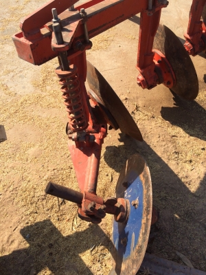 23500บาทครับ ผาน4x22นิ้ว SBK รุ่นเฮฟวี่ โครงใหญ่หนา ใส่รถรุ่น45แรงถึง51 แรงครับ