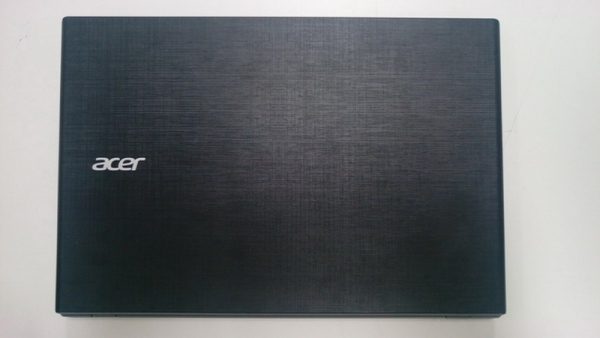 ACER E15 E5-573G Core i3 ACER E15 E5-573G Core i3