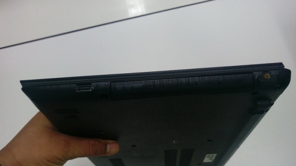 ACER E15 E5-573G Core i3