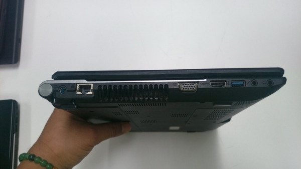 ACER V3-471G Core i3