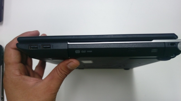 ACER V3-471G Core i3