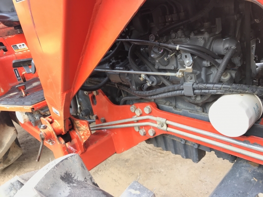 ขาย L4708 DT. อุปกรณ์ 2 ชิ้น รถสวย สีเดิม เครื่อง,เกียร์,เพือง,ไฮโดรลิก เดิม ยังไม่เคยเปิด พร้อมหลังคาใหม่ ยางหน้าใหม่  ราคา 345,000 บาท ต่อรองได้ ส่งฟรีทั่วประเทศ  โทร 083-9576970 ปฐมพงษ์