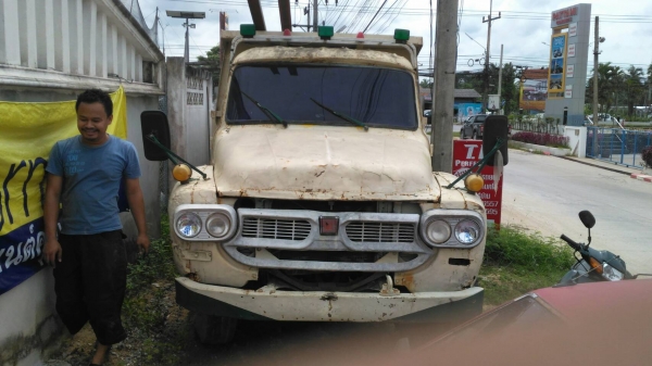 6ล้อดั้มพ์ หัวยาว ISUZU 145แรงม้า พร้อมใช้งาน สนใจติดต่อ 0872976734