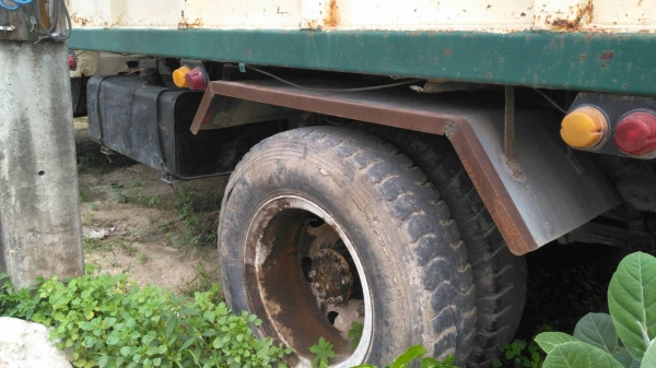 6ล้อดั้มพ์ หัวยาว ISUZU 145แรงม้า พร้อมใช้งาน สนใจติดต่อ 0872976734