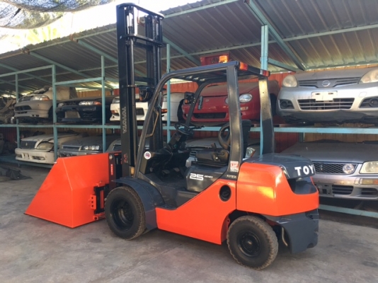 ขายรถโฟลคลิฟท์ TOYOTA 02- 8FD25 ,, เครื่องยนต์ดีเซล 1DZ III ,งาปรับคว่ำหงาย, เสายกสูง 5.0 เมตร , ปุ้งกี๋ปากกว้าง 1.7 เมตร , รถนำเข้าแท้จากญี่ปุ่น 100\%
