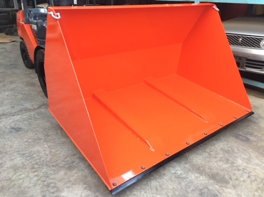 ขายรถโฟลคลิฟท์ TOYOTA  8FD25 ,เสายกสูง 5 เมตร , เครื่องยนต์ดีเซล 3Z  ,งาปรับคว่ำหงาย , ปุ้งกี๋ปากกว้าง 2.0 เมตร , รถนำเข้าแท้จากญี่ปุ่น 100\%