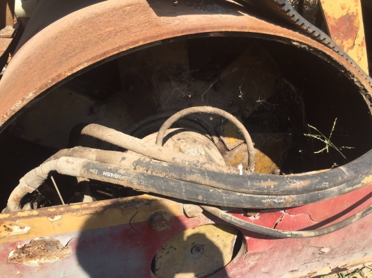 ขายด่วนรถบดหน้าเหล็กหลังเหล็กDYNAPAC CC213 ขายตามสภาพ รถใช้งานอยู่