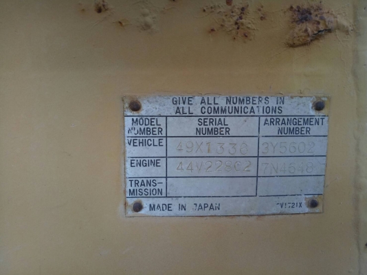 ขาย 695,000 CAT D 5 B แผ่นตีนเป็ด เครื่องดี เกียร์แรง ช่วงล่างเต็ม รถสวยพร้อมใช้(รถอยู่ ชลบุรี) 090-772-3710 090-772-3708