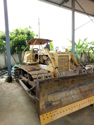 ขาย 695,000 CAT D 5 B แผ่นตีนเป็ด เครื่องดี เกียร์แรง ช่วงล่างเต็ม รถสวยพร้อมใช้(รถอยู่ ชลบุรี) 090-772-3710 090-772-3708
