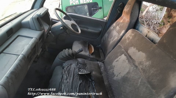 สินค้าเก่านอก ขายถูกด่วนๆหัวเก๋งรถบรรทุก4 ล้อใหญ่ ,6 ล้อเล็ก / CABIN NISSAN รุ่น:CABSTAR (รุ่นยกหัวไม่ได้/มีเฉพาะหัวเก๋ง) ราคาเพียง 16,000 บาท สนใจรีบติดต่อ 0819337688