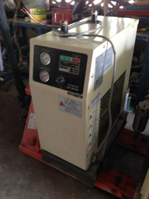 เครื่องทำลมแห้ง AIRDRYER HITACHI เก่าญี่ปุ่น