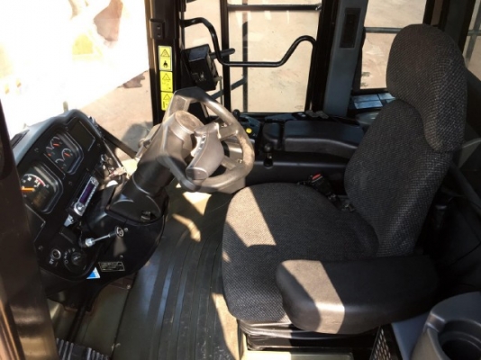 ขายรถตักล้อยาง CAT 980H รถนอกนำเข้าจากญี่ปุ่น สภาพสวยพร้อมใช้งาน มีVDOการทำงานครับ ขายรถตักล้อยาง CAT 980H รถนอกนำเข้าจากญี่ปุ่น สภาพสวยพร้อมใช้งาน มีVDOการทำงานครับ