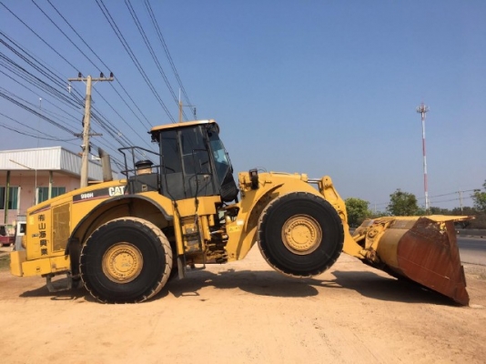 ขายรถตักล้อยาง CAT 980H รถนอกนำเข้าจากญี่ปุ่น สภาพสวยพร้อมใช้งาน มีVDOการทำงานครับ ขายรถตักล้อยาง CAT 980H รถนอกนำเข้าจากญี่ปุ่น สภาพสวยพร้อมใช้งาน มีVDOการทำงานครับ