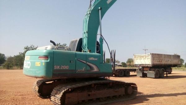 ขาย 2,290,000 KOBELCO sk 200-8 yn 12 super X 9,000 ชม. เล่มทะเบียน ไฟฟ้าครบ เครื่องดีเยี่ยม ปั้มแรงมาก เอวแน่น ช่วงล่างสวย(รถอยู่ บุรีรัมย์) 090-772-3710 090-772-3708