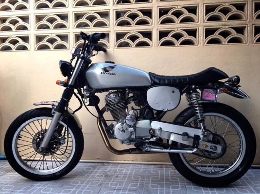 ขาย Honda cg เครื่อง L&amp;P 250 ทะเบียนเต็มพร้อมโอน เครื่องแจ้งลงเล่มแล้วพร้อมประกันชั้น3 รถอยู่กรุงเทพ ดอนเมืองครับ