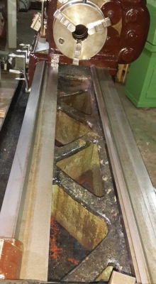 เครื่องกลึงโบราณ ขนาดยาว 9 ฟุตสภาพมากกว่า 85\% 0814583376 เครื่องกลึงโบราณ ขนาดยาว 9 ฟุตสภาพมากกว่า 85\% 0814583376