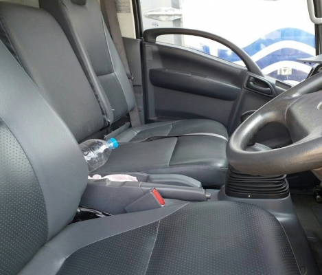 หกล้อ อีซูชุ NPR150ปี54 และ NQR175ปี56 ช่วงยาว 4.50ม กะบะสะเเตลเรส ทุกคัน รถห้าง สภาพดีสวยพร้อมใช้ มี2คัน ขายคันละ 655,000บ ทะเบียนพร้อมโอน