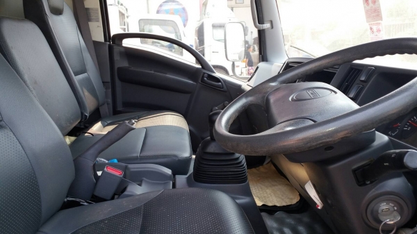 หกล้อ อีซูชุ NPR150ปี54 และ NQR175ปี56 ช่วงยาว 4.50ม กะบะสะเเตลเรส ทุกคัน รถห้าง สภาพดีสวยพร้อมใช้ มี2คัน ขายคันละ 655,000บ ทะเบียนพร้อมโอน