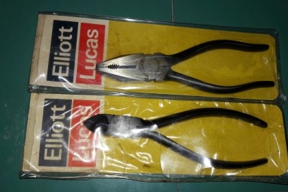 ขายคีมปากจิ้งจกElliot made in England.ใหม่เก่าเก็บ